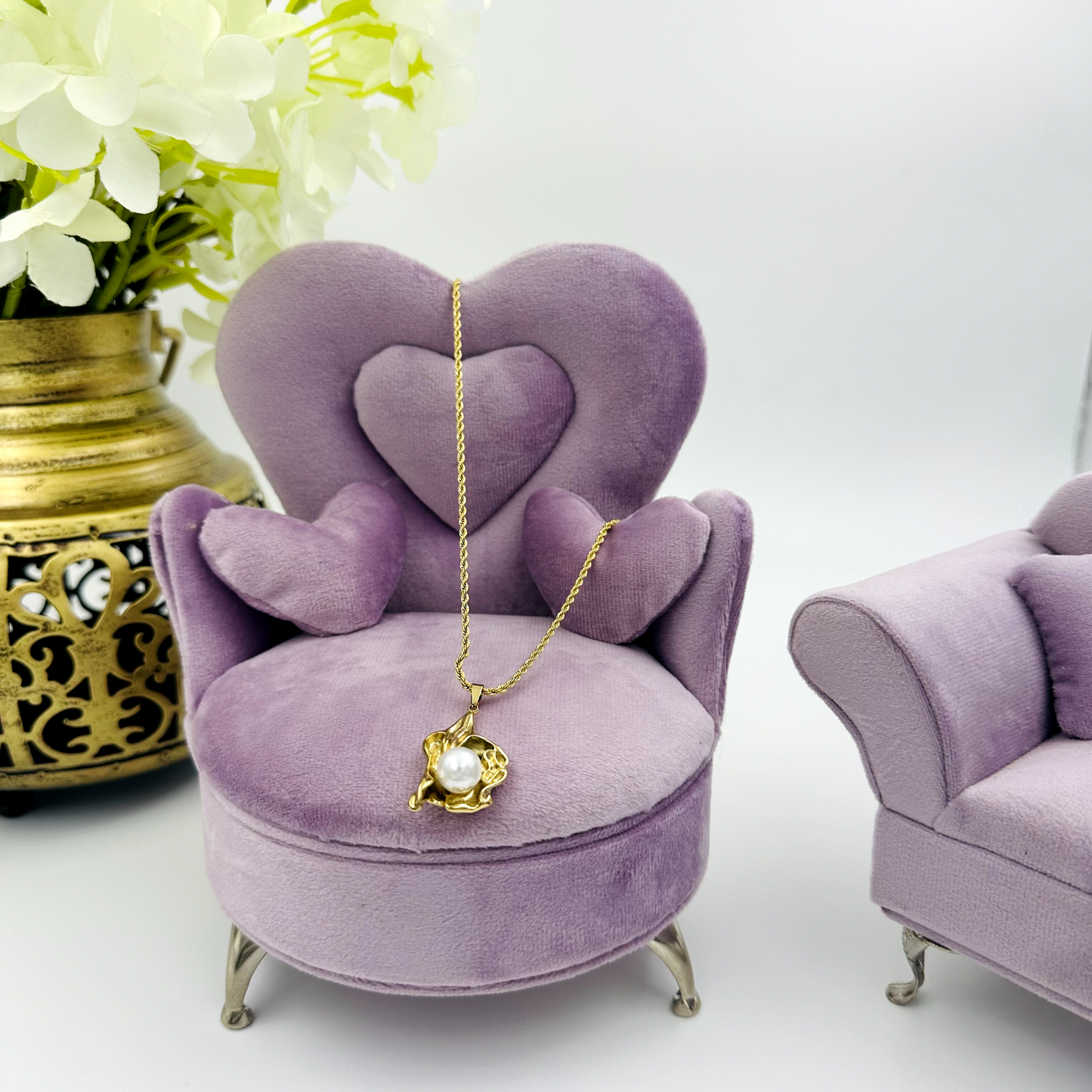 Flower Shell Twisted Chain Gold Plated Necklace