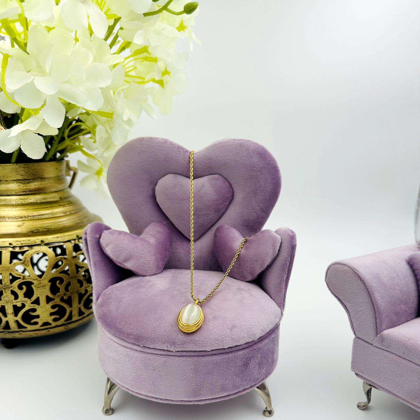 Mother of Pearl Twist Chain Necklace