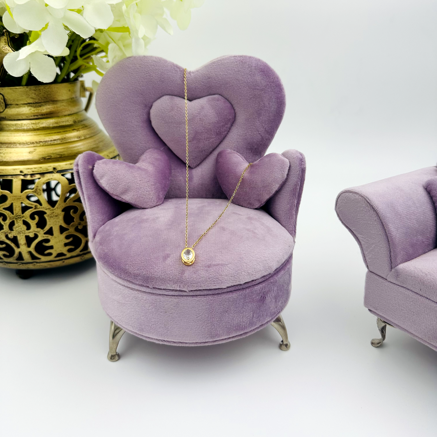 White Stone Oval Golden Necklace