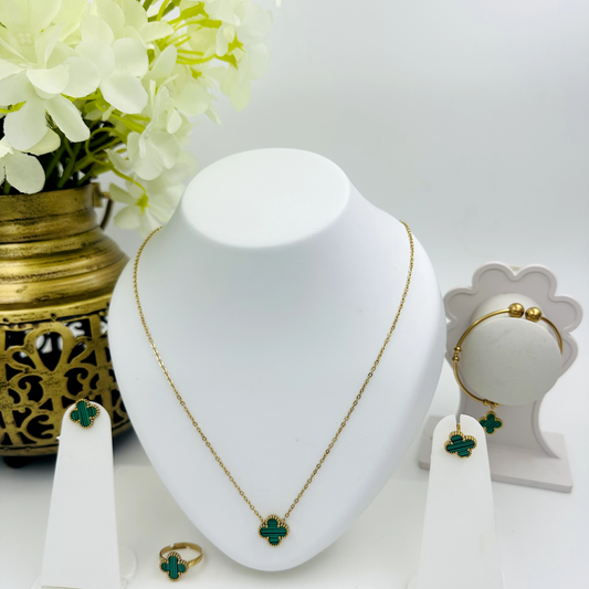 Green Clover Necklace Set
