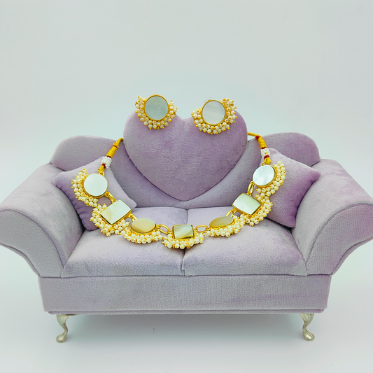 Unique Stone Golden Pearl Choker Necklace